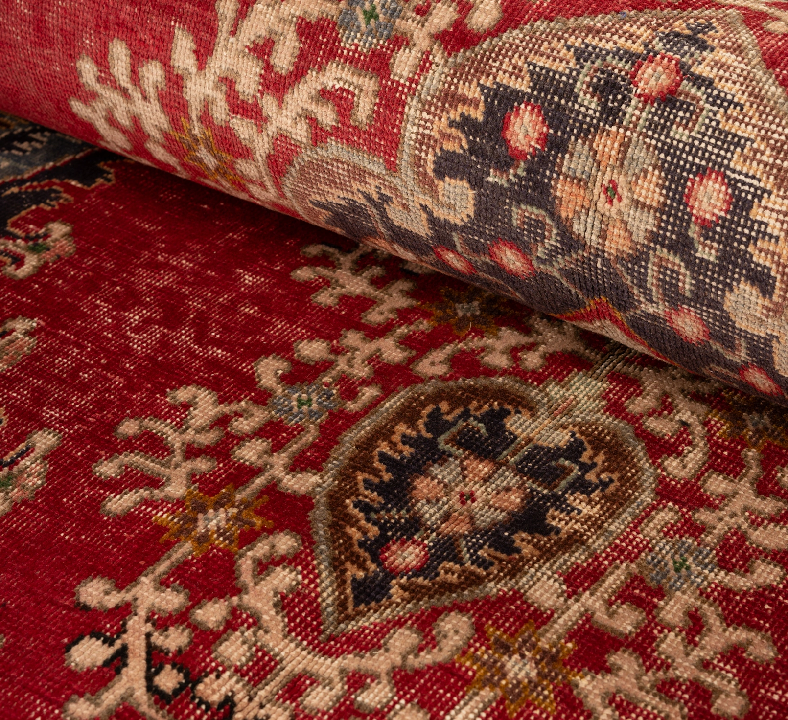 DSC09921-Edit Vintage – Burgundy / Silk - Image 4